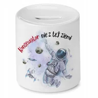 Skarbonki - Dla Konserwatora Skarbonka na Urodziny Prezent z Nadrukiem ze Zdjęciem + Opakowanie na prezent (wzór 02) - miniaturka - grafika 1