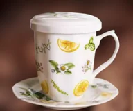 Kubki - KUBEK Botanic Garden z zaparzaczem i pokrywką 300ml - miniaturka - grafika 1