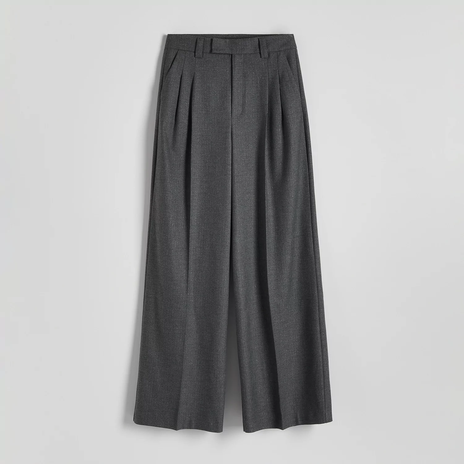 Reserved - Szerokie spodnie z metalizowaną nitką - Szary