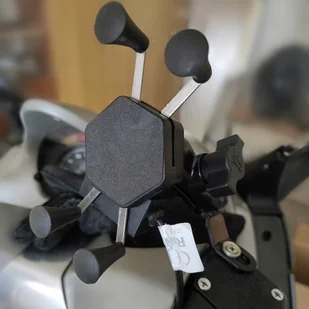 Uchwyt na telefon i ładowarka FreedConn MC7C + BM2R mocowanie do główki ramy - Pozostałe akcesoria do telefonów - miniaturka - grafika 6