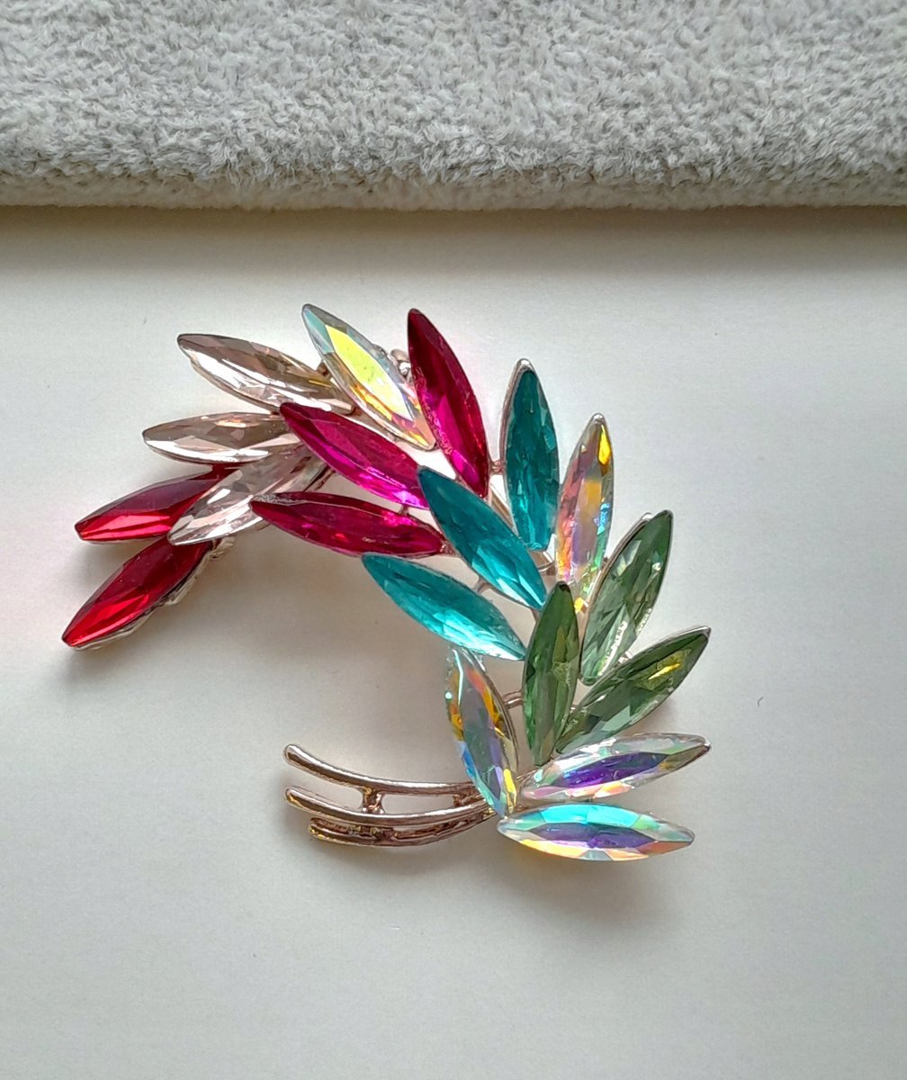 Piękna Wielokolorowa Złota Broszka Gałązka Cyrkonie Listki Pin