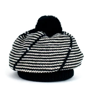 Polska czapka Paseczki - Czapki damskie - miniaturka - grafika 3