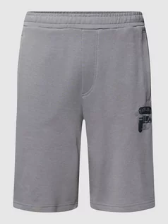 Spodnie sportowe męskie - Szorty z dzianiny dresowej z wyhaftowanym logo model ‘BAIERN’ - grafika 1