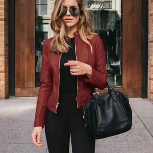 Taliowana kurtka damska ramoneska ze skóry ekologicznej - Czerwony - Kurtki damskie - miniaturka - grafika 1