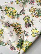 Obrusy i serwetki - Bieżnik plamoodporny bawełniany z wzorem Sad i ogród - miniaturka - grafika 1