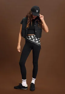 Stradivarius Krótka kamizelka pikowana Czarny M - Kamizelki damskie - miniaturka - grafika 1