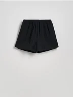 Spodenki damskie - Reserved - Szorty z wiskozą - czarny - miniaturka - grafika 1
