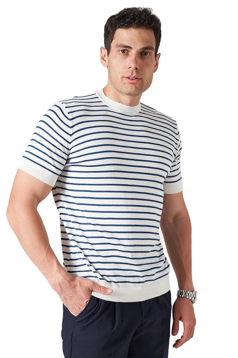 TRENDYOL MAN MĘSKI T-SHIRT Z OKRĄGŁYM DEKOLTEM W PASKI NIEBIESKIE M 5DA