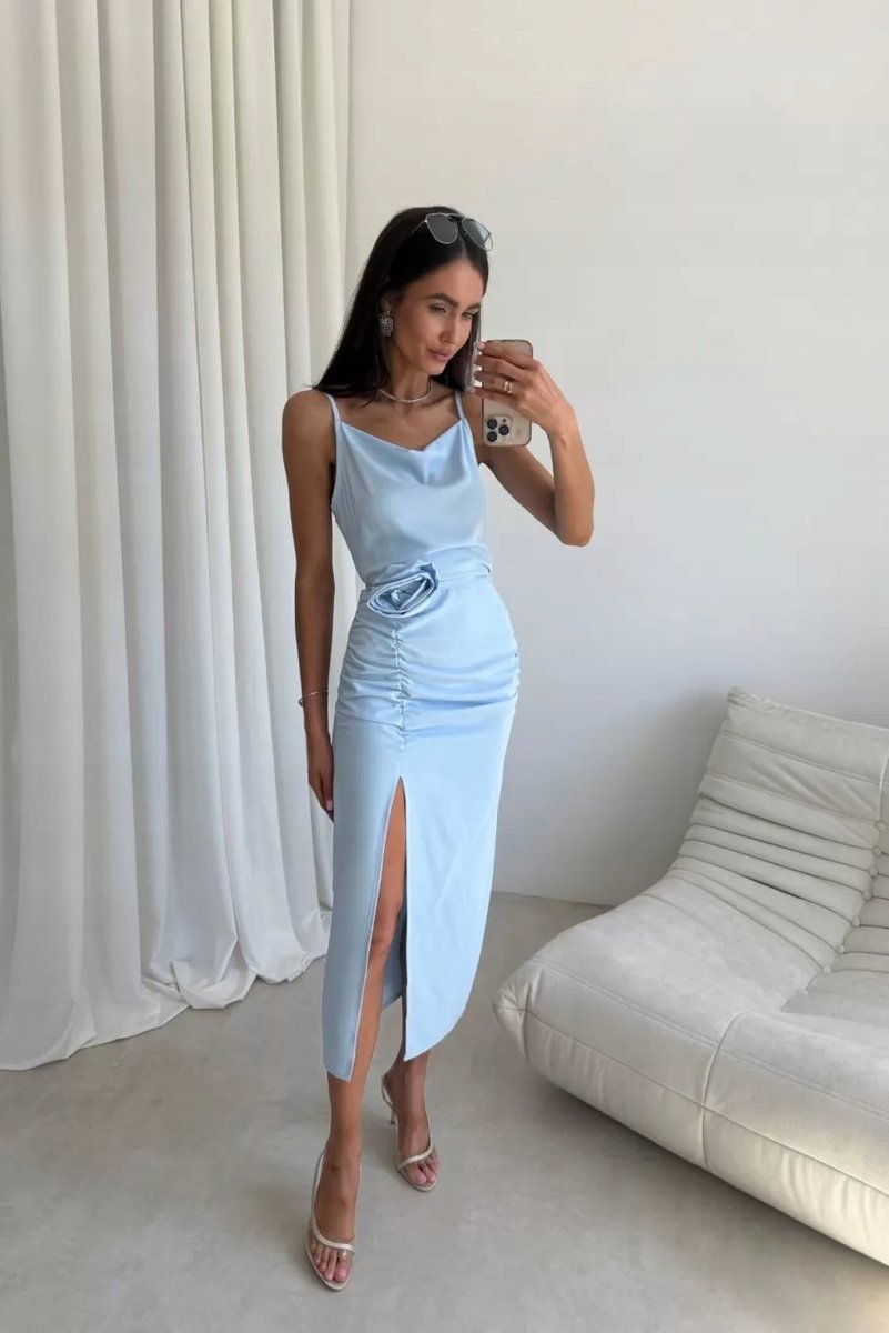 [r. 38] Sukienka Roco Fashion midi z różą na wesele błękitna