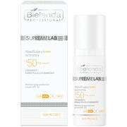 Balsamy i kremy do opalania - Bielenda Professional Sun Protect, nawilżający krem ochronny SPF 50, 50ml - miniaturka - grafika 1