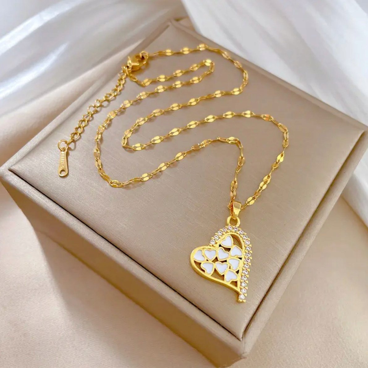 Złoty Naszyjnik Serce Cyrkonie Stylowy Damski Stal Szlachetna na Prezent