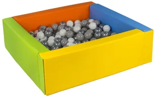 Kwadratowy suchy basen z ekoskóry z 300 piłeczkami (żółty, zielony, niebieski, pomarańczowy/biały, szary, srebrny) - Suche baseny - miniaturka - grafika 1