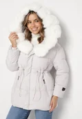 Kurtki damskie - Biała Kurtka z Pikowanymi Przeszyciami i Kapturem z Futerkiem Galiadia - miniaturka - grafika 1