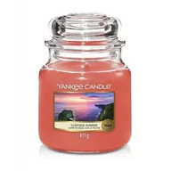 Świece - Yankee Candle, Świeca zapachowa Small Jar Cliffside Sunrise, 104 g - miniaturka - grafika 1