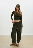 Spodnie damskie - Stradivarius Luźne spodnie jogger miękkie w dotyku XL - miniaturka - grafika 1