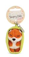 Plecaki - NICI 61601 Sleeping Pets breloczek lisek w koszyczku, wierny towarzysz do plecaka lub torby, zawieszka do kluczy dla małych i dużych, 8 cm, pomarańczowy - miniaturka - grafika 1