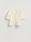 Bluzki damskie - Reserved - Bluzka z wiązaniami - kremowy - miniaturka - grafika 1