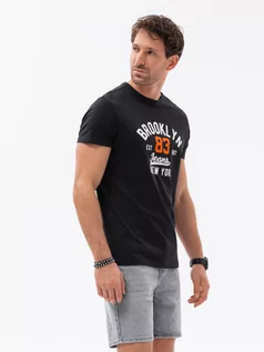 Koszulki męskie - T-shirt męski bawełniany z nadrukiem - czarny V4 OM-TSPT-0126 - grafika 1