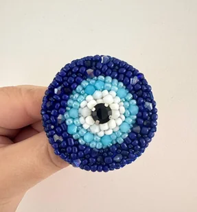 Haftowana broszka koralikowa Oko Proroka - Broszki - miniaturka - grafika 1