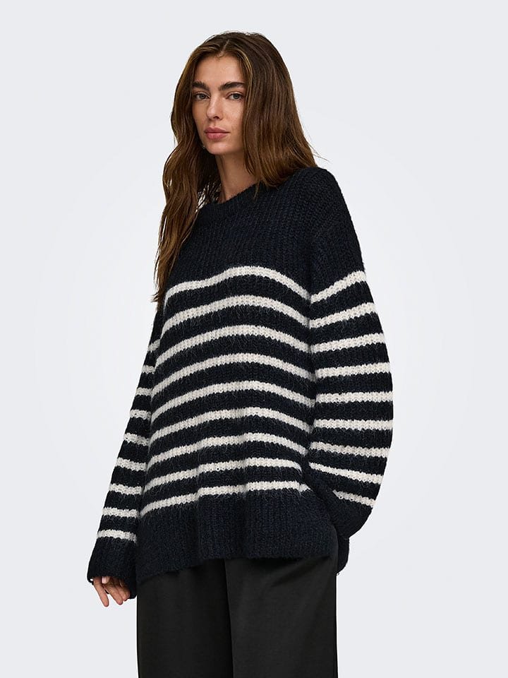 ONLY Sweter w kolorze czarnym