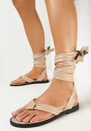 Sandały damskie - Ciemnobeżowe Sandały Wiązane na Łydce w Stylu Japonek Eleanis - miniaturka - grafika 1