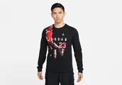 Koszulki męskie - Nike Air Jordan Holiday Brand Long Sleeve Crew Black - miniaturka - grafika 1