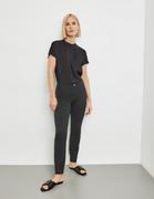 Spodnie damskie - GERRY WEBER Proste spodnie o dł. 7/8 Slim Fit Czarny 48/XL - miniaturka - grafika 1