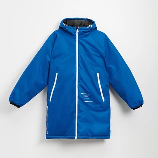 Płaszcze męskie - House - Sportowy płaszcz z kapturem i kontrastowymi detalami niebieski - Niebieski - grafika 1