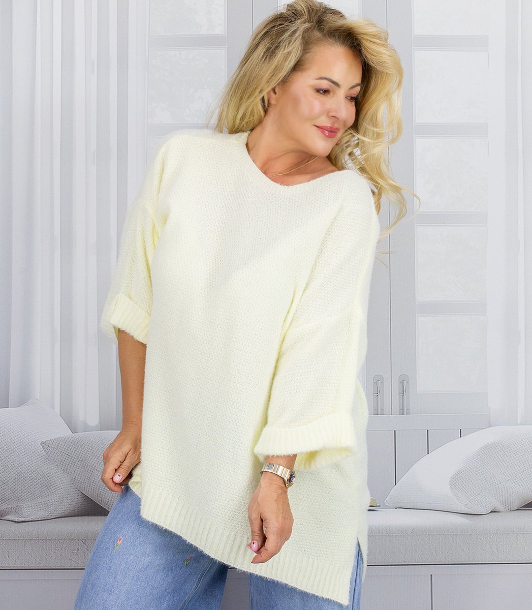 Asymetryczny pastelowy sweter oversize luźny miękki