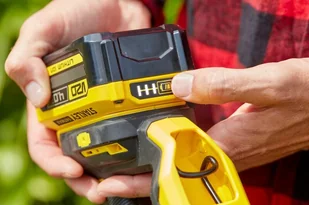 Podkaszarka akumulatorowa Stanley FATMAX SFMCST933M1 4,0Ah 18V v20 - Podkaszarki - miniaturka - grafika 6