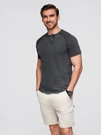 Koszulki męskie - T-shirt męski z efektem sprania i guzikami przy dekolcie czarny V1 OM-TSWT-0150 XL - miniaturka - grafika 1