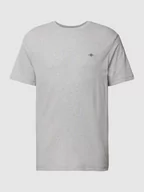 Koszulki męskie - T-shirt o kroju regular fit z wyhaftowanym logo model ‘SHIELD’ - miniaturka - grafika 1