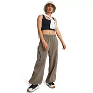 Spodnie sportowe damskie - Damskie spodnie treningowe Under Armour UA Unstoppable Airvent Parachute Pant - brązowe - UNDER ARMOUR - miniaturka - grafika 1