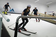 Czasopisma - Poszalej na sztucznym stoku - Warszawa - miniaturka - grafika 1
