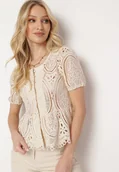 Bluzki damskie - Jasnobeżowa Bluzka Koronkowa z Ozdobnymi Guzikami Ursalinne - miniaturka - grafika 1