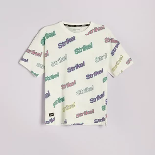 Koszulki dla chłopców - Reserved Reserved - T-shirt z nadrukiem all over - Kremowy - grafika 1