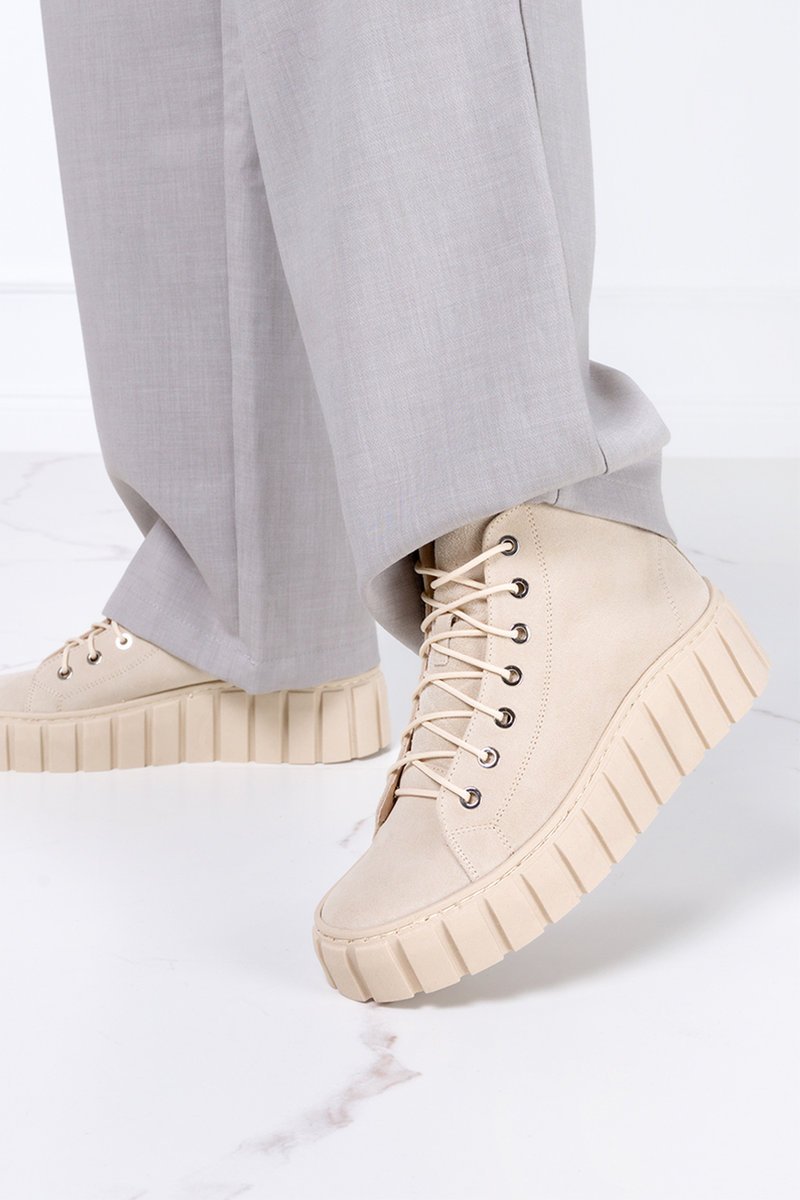 Beżowe trampki wysokie creepersy sznurowane POLSKA SKÓRA Casu 3779-G46-40