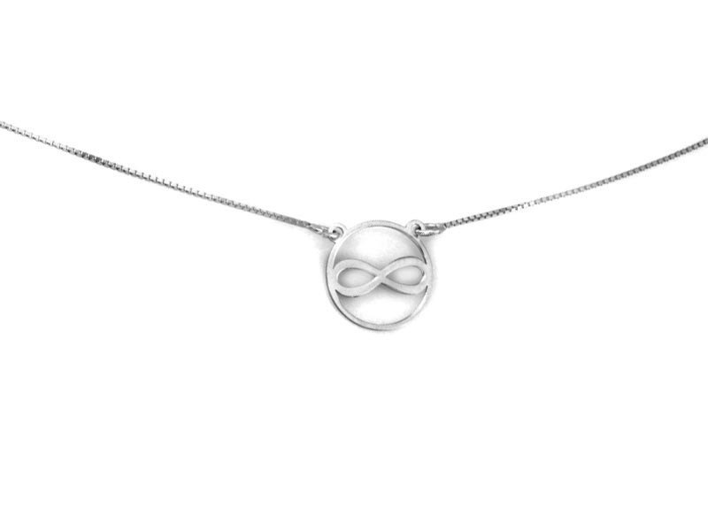 Srebrny naszyjnik 925 z symbolem nieskończoności 1,49 g