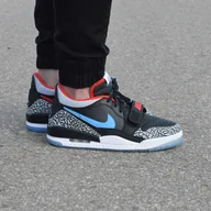 Buty trekkingowe męskie - Buty lifestyle męskie Nike Air Jordan Legacy 312 LOW CD7069-004 - miniaturka - grafika 1