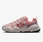 Moda i Uroda OUTLET - Buty Damskie Sportowe różowe Nike Tech Hera DR9761-202 r. 36,5 - miniaturka - grafika 1