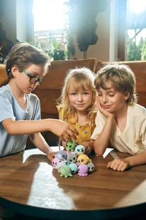 Flockies Figurka Pirania Peri - Figurki dla dzieci - miniaturka - grafika 5