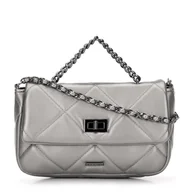 Torebki damskie - Damska torebka pikowana w kwadraty na łańcuszku mała srebrna - miniaturka - grafika 1