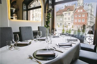 Kolacja dla Dwojga w Restauracji Ratuszova - Czasopisma - miniaturka - grafika 1