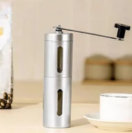 Młynki do kawy - Młynek do kawy RĘCZNY MŁYNEK do KAWY Stalowy Regulowane Żarno srebrny AG839A - miniaturka - grafika 1