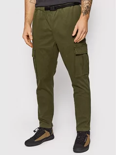 Spodnie męskie - CATerpillar Spodnie materiałowe 2810309 Zielony Relaxed Fit - grafika 1