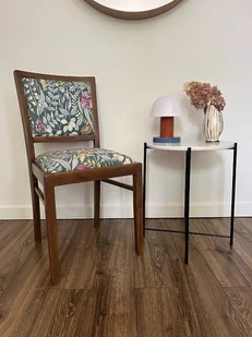 Krzesło po renowacji - Swarzędzkie Fabryki Mebli - Krzesła - miniaturka - grafika 1