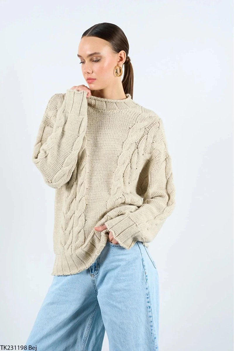SWETER DAMSKI BEŻOWY Z WARKOCZOWYM WZOREM GOLF 5HA*