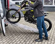 Narzędzia samochodowe - Najazd do motocykli / skuterów / motorowerów - nośność 340kg - miniaturka - grafika 1