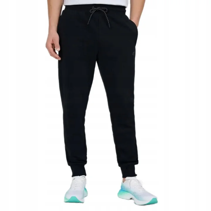 SPODNIE MEN 4FWMM00TTRO CAS M1860 20S CZARNE R.M