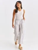 Spodnie damskie - Spodnie damskie granatowe - SSP4466GR spodnie długie - TOP SECRET - Odzieżowy sklep internetowy TOP SECRET - miniaturka - grafika 1